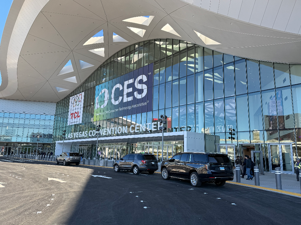 朗科存储产品线齐亮相，重塑高效存储体验